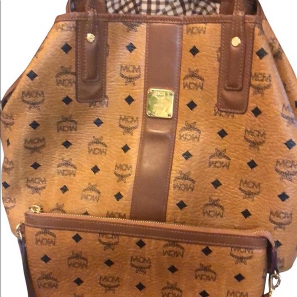 MCM Handbags - MCM Liz Reversible Medium Shopper